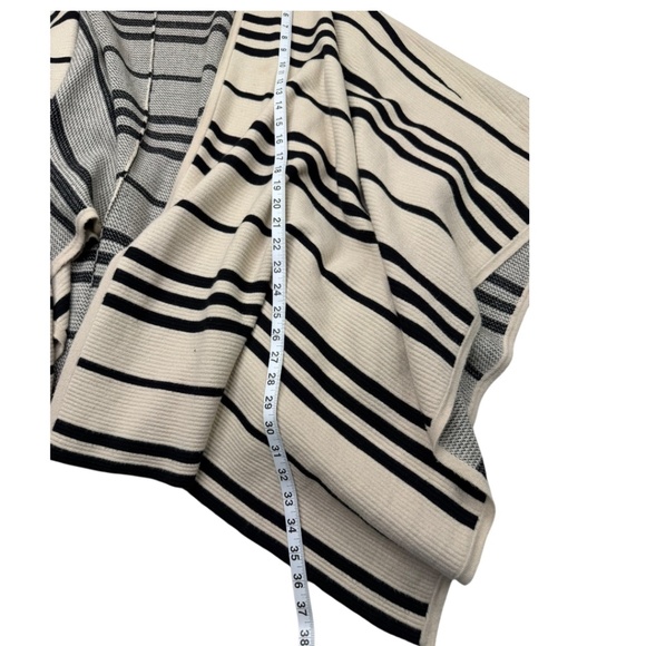 Alice & Olivia Raelyn Striped Poncho Cardigan - Picture 7 of 7